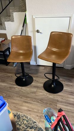 Wayfarer bar stools