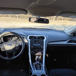 Ford Fusion SE HYBRID