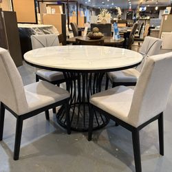 New 5pc  Dining Room Set