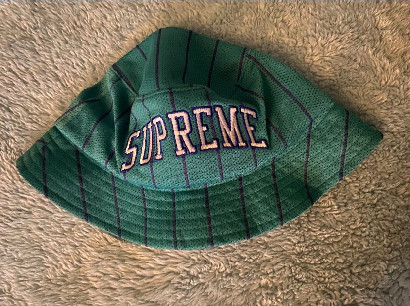 Supreme Bucket Hat