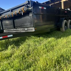 DUMP TRAILERS 