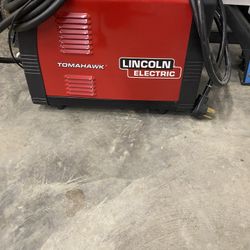 Lincoln Tomahawk 375 plasma cutter