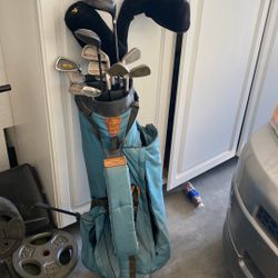 Full Set Golf Clubs With Drivers And Putter. 