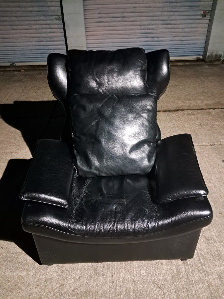 Message Chair