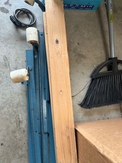 Roll able bed frame w/planks