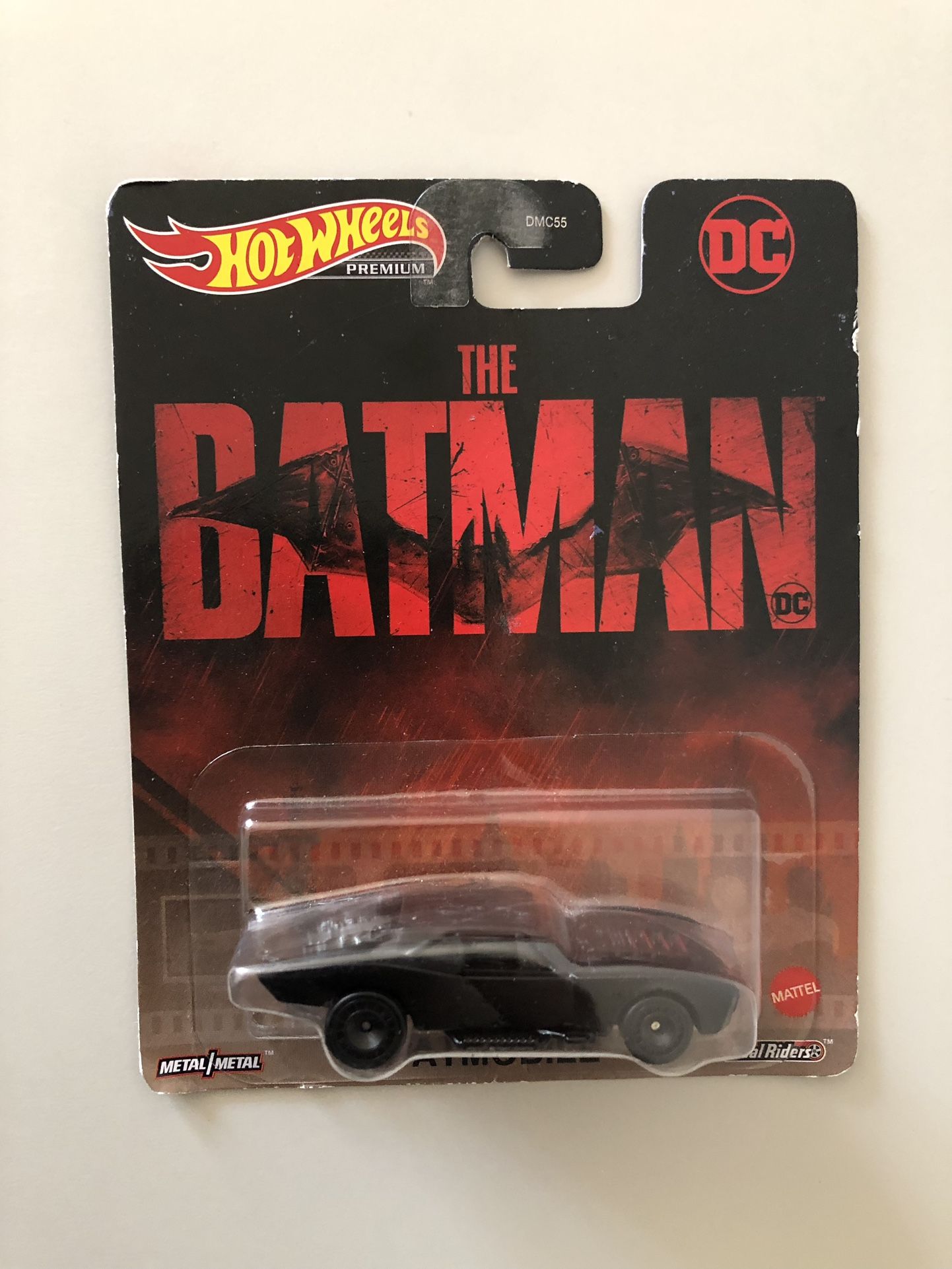 Hot Wheels Premium The Batman Batmobile