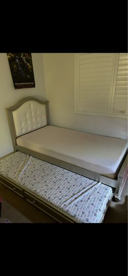 TWIN BEDS AND FRAME FOR SALE!!