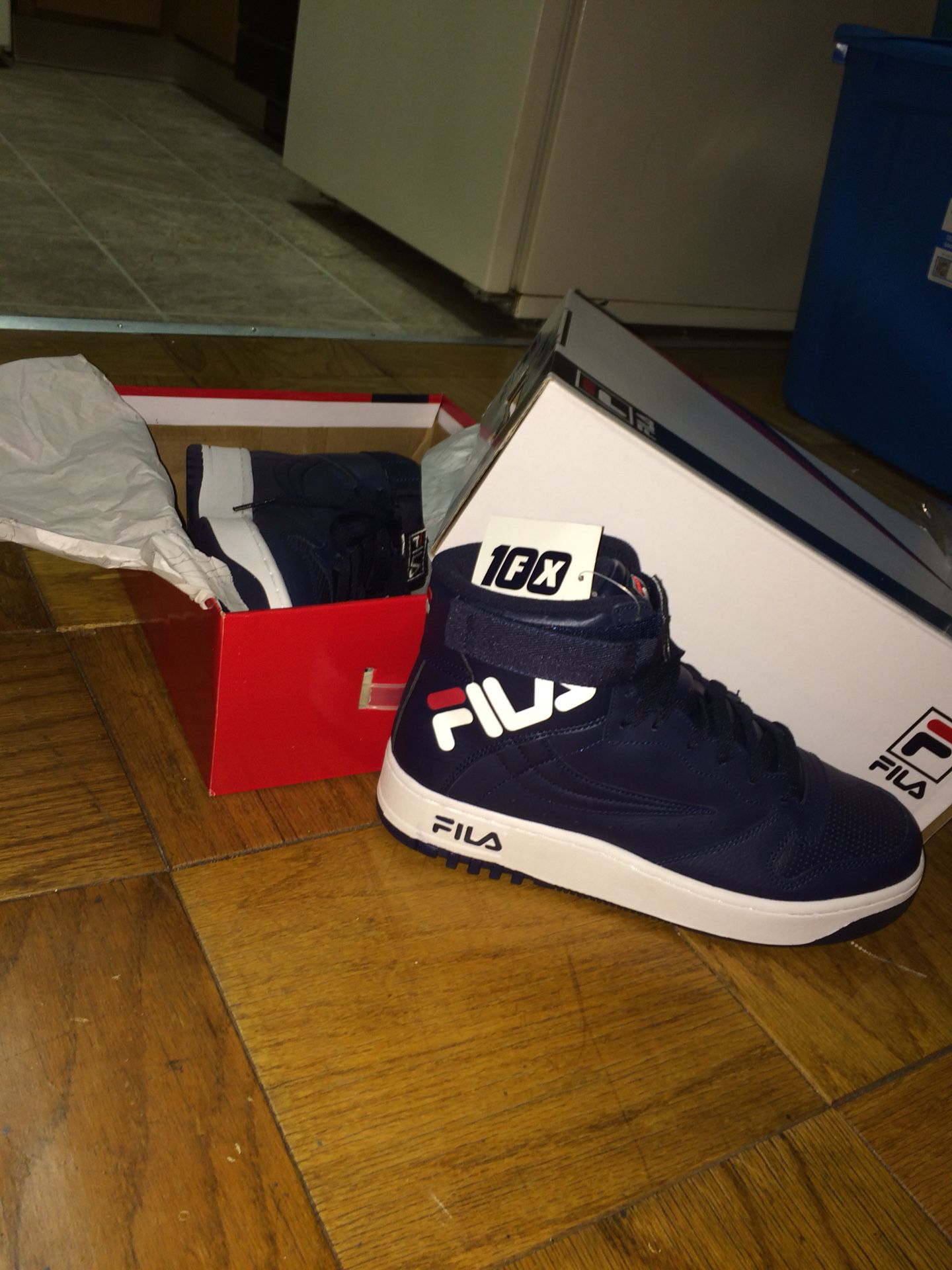 Brand new pair of FILA size 10 for sell