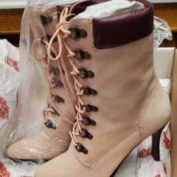 Ladies SIZE 5 1/2 Brand NEW Leather Pink Heel Boots