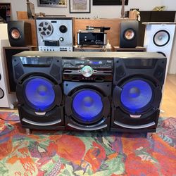 Party / Entertainment speaker 