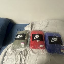 Nike Sets (Sweatsuits)