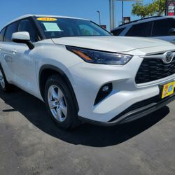 2022 TOYOTA HIGHLANDER LE SPORT UTILITY 4D 