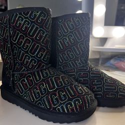 Ugg Girls Graphic Stitch Classic II Short Boots Suede Fur