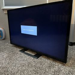 Insignia 40” TV 