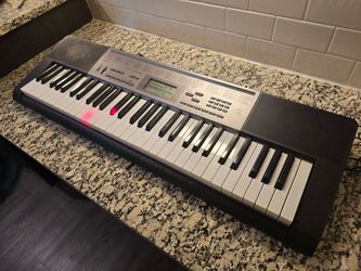 Casio LK-165 Lighted Keyboard – Great Beginner Piano
