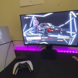 Curved Gaming Monitor