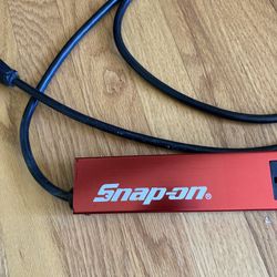 Snap-On 12-Outlet Power Strip #922780 6-ft Cord Mounting Hardware included Tested