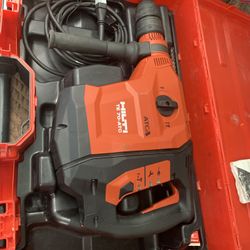HILTI Rotary Hammer GOOD CONDITION 