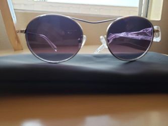 Kendall and Kylie Sun Sloane glasses