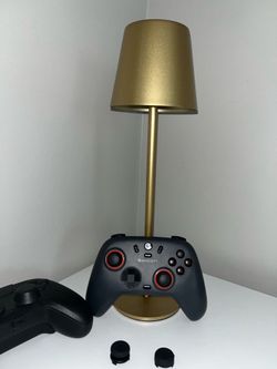 (I CAN SHIP MESSAGE ME) Gamesir Nova lite Video game controller.