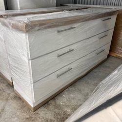 ⚪️ WHITE DRESSER  // CÓMODA BLANCO  ⚪️