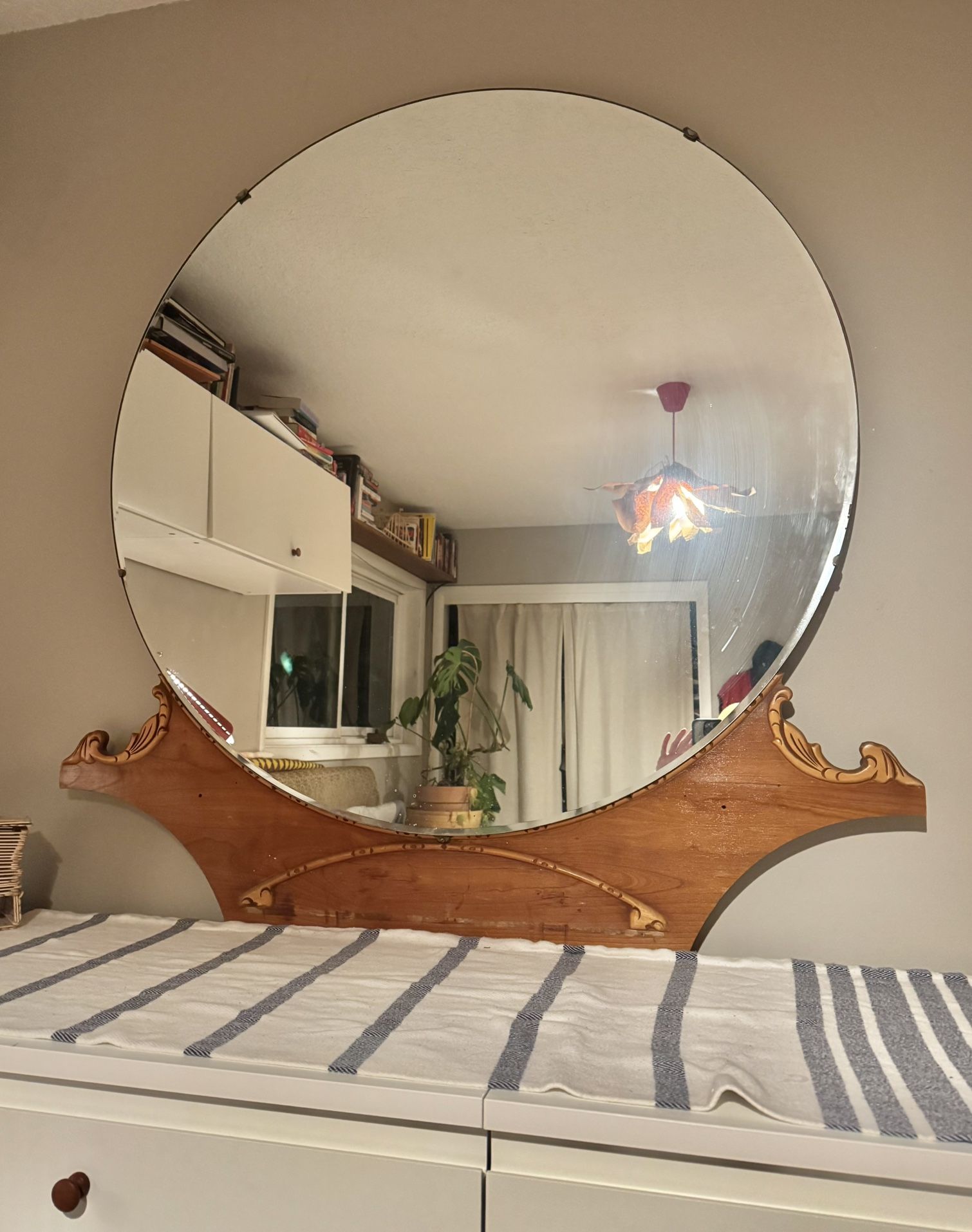 Round Antique Mirror