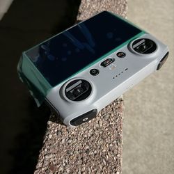 DJI RC Remote Controller RM330 for DJI Mini 3 Pro, Mavic 3/Cine/Classic, Air 2S