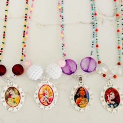 Snow White, Aurora, Belle, Pocahontas, Merida, Mulan