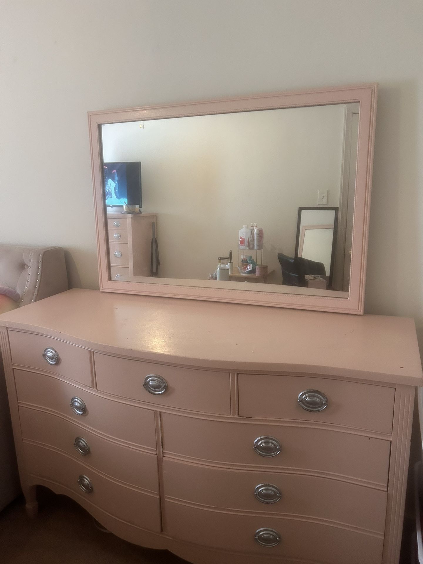 Dresser