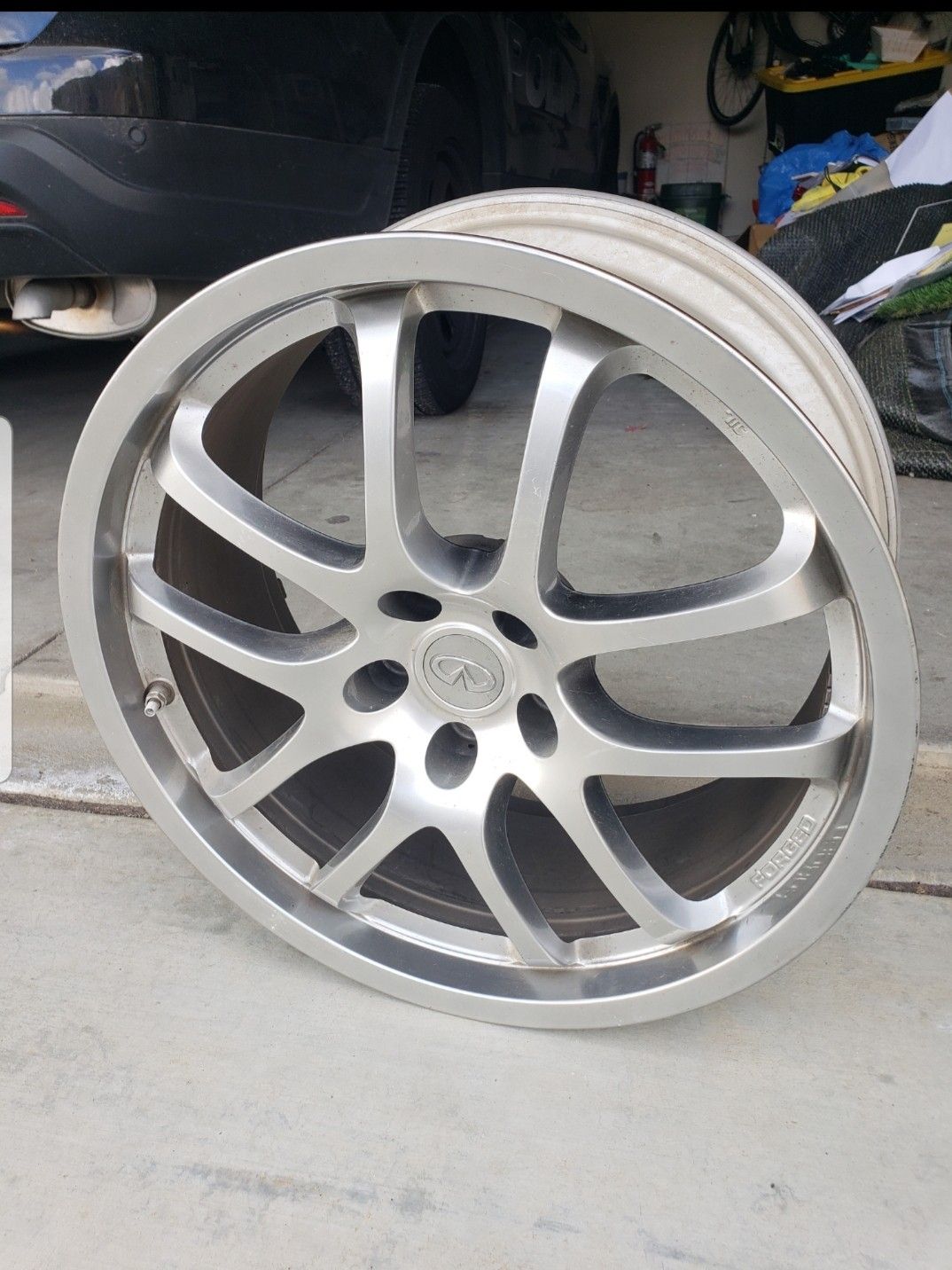 19" Infiniti alloy rims