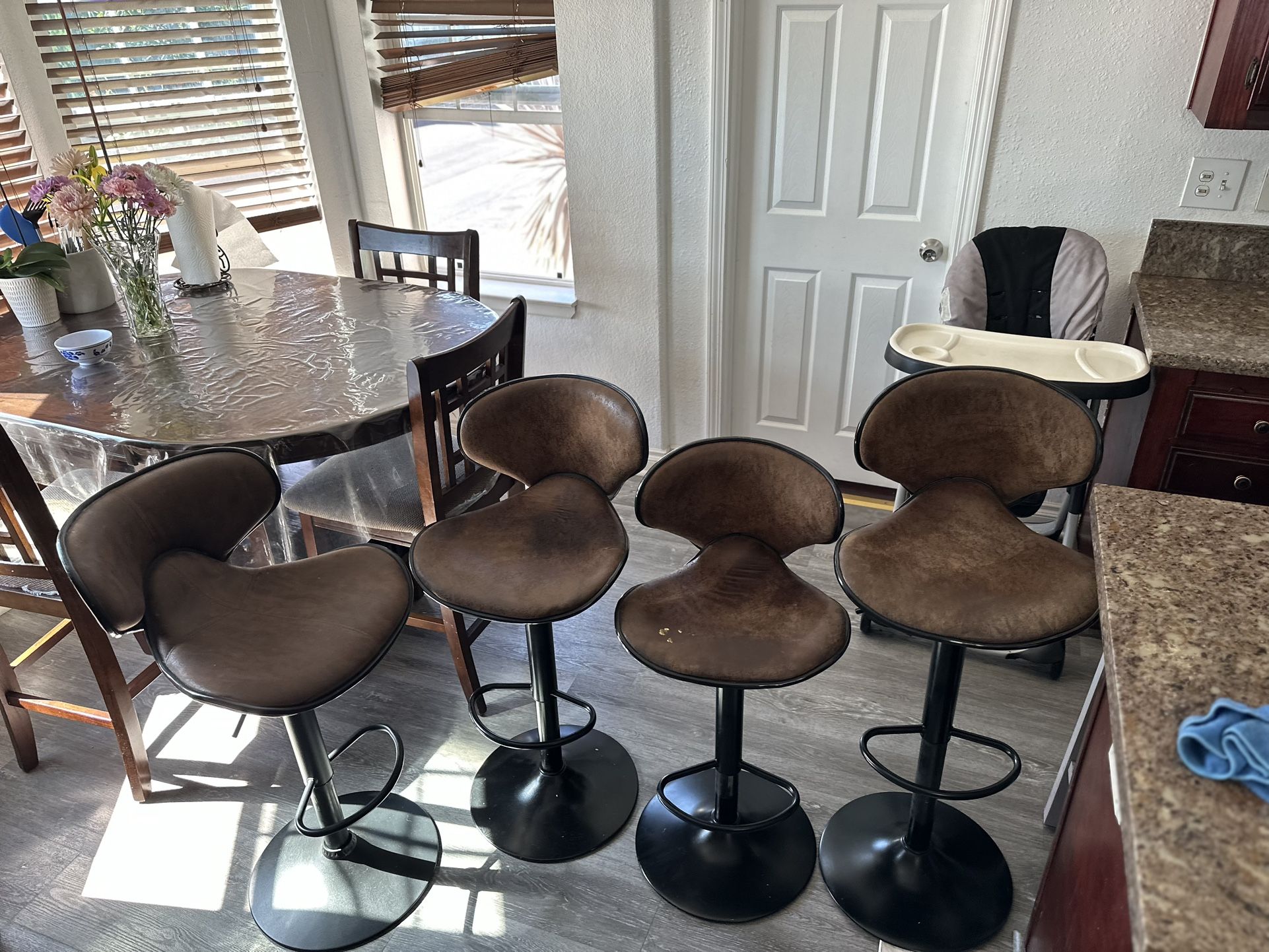4 Bar Stools