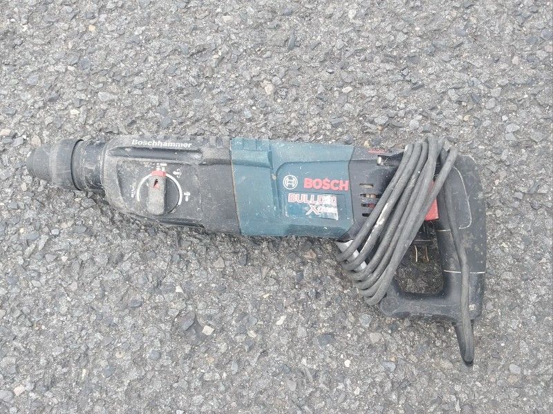 BOSCH HAMMER DRILL