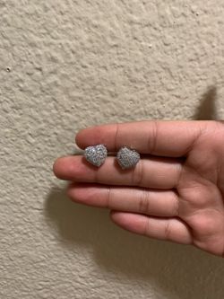 Women’s heart moissanite earrings