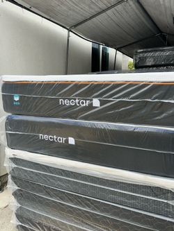 BRAND NEW  Nectar 4.0 Memory Foam  ✅ Medium firmness  ✅ 13 inch thickness  ✅ Trusted retailer  QUEEN mattress only $399 Mattress and box spring $450