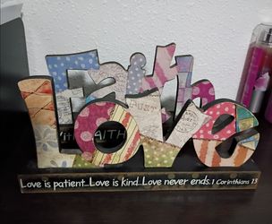 Decorative Wooden Faith & Love Scripture Tabletop Signs Set