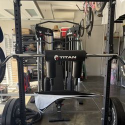 Titan Squat Bar 
