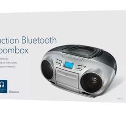 Insignia - AM/FM Radio Portable CD Boombox with Bluetooth - Silver/Black