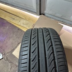 245/45/18 Tire Sentury    1 