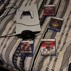 PS5 Disc Edition + 4 Games