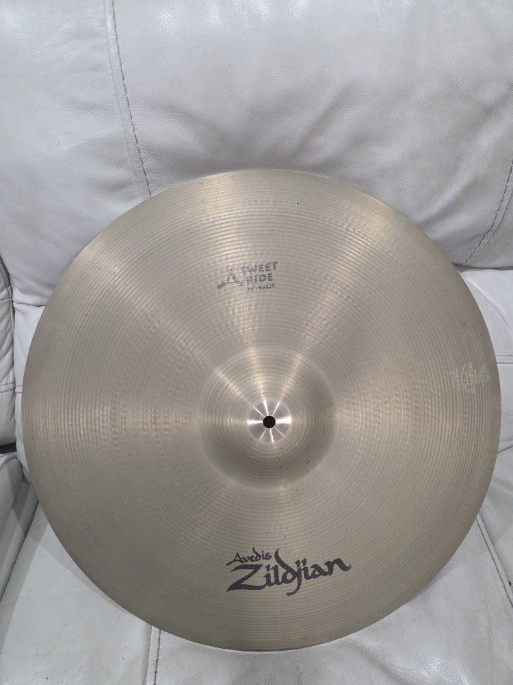 Zildjian 21” A Sweet Ride – Avedis Series – Excellent Condition – No Cracks