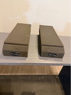 Auralex Studio Monitor Isolation Pads - Speaker Decouplers