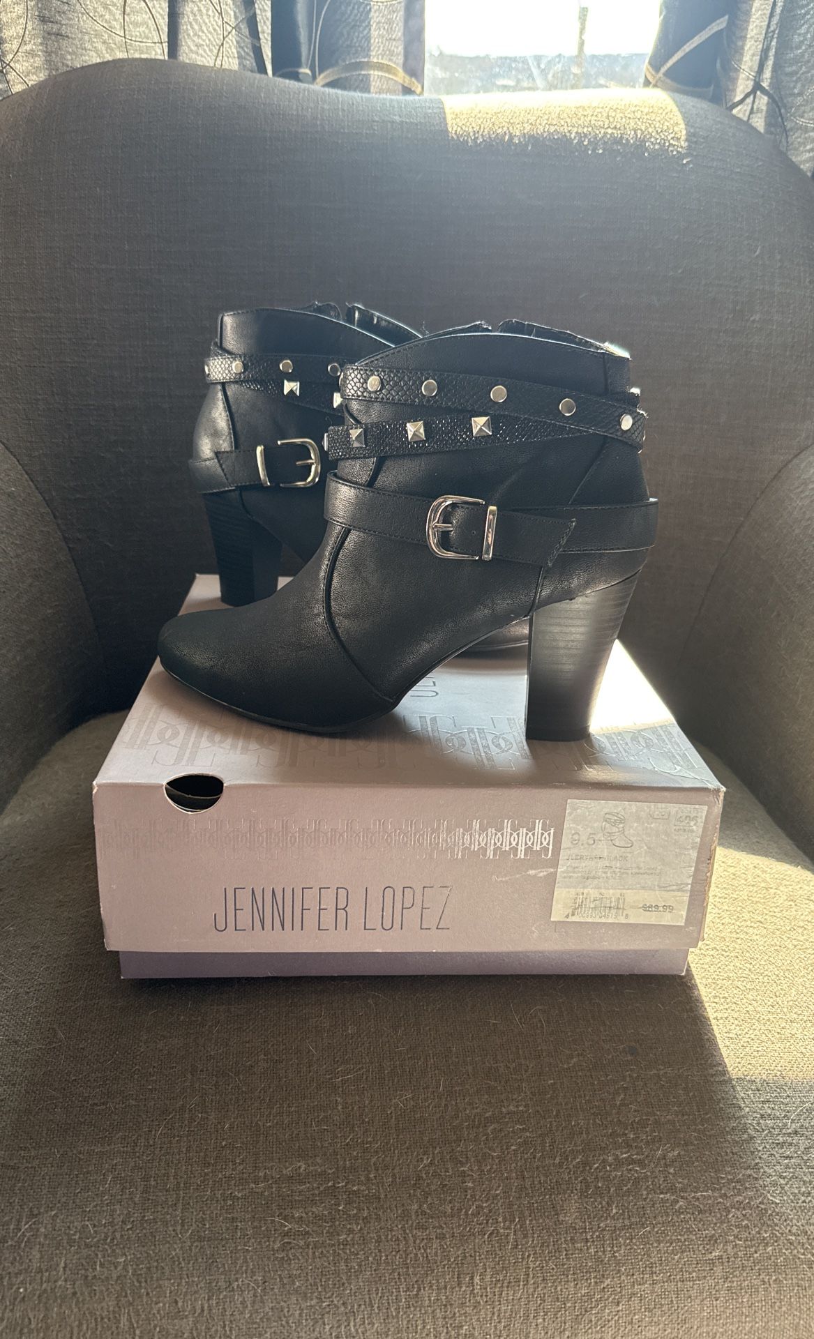 Ankle Boot Heel