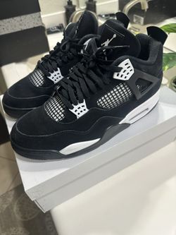 Jordan 4 White Thunder Sz12