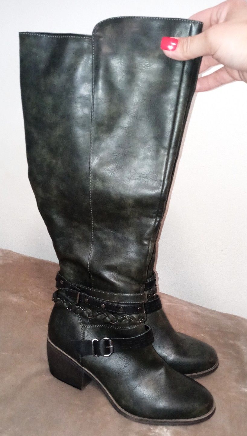 R2 Knee High Boots Women's Size 9.5 Brand New