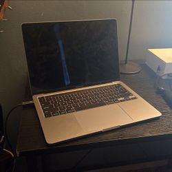 MacBook Pro 2020 (Used)