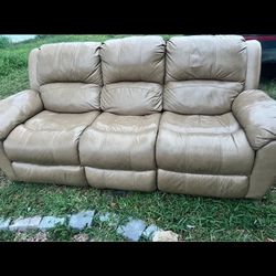 Leather Reclining  Sofa 