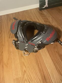 Riddell Shoulder Pads ( Medium )