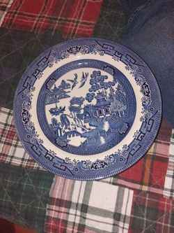 Blue Willow Ceramic Dinner Plate
