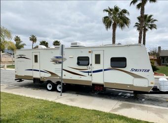 2008 Keystone Sprinter 2 bd Travel Trailer