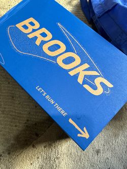 Brooks running shoes size 11 women